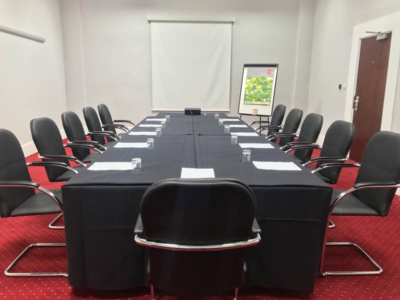 sheffield-metropolitan-omega-boardroom-1.jpg
