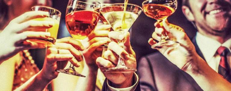 Met Bar After Work Club