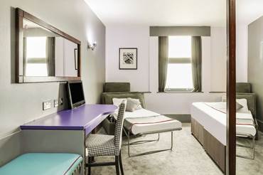 King Room sheffield-metropolitan-hotel-king-room-with-sofa-bed.jpg