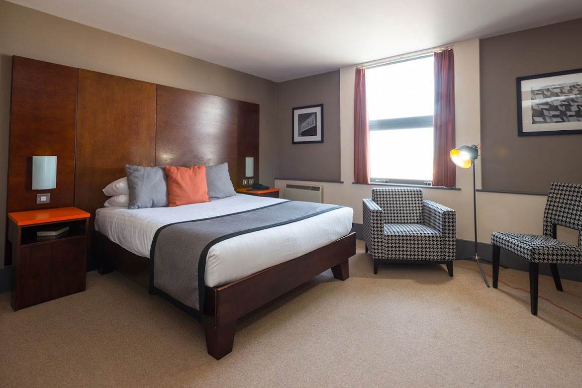 Premium King Room sheffield-metropolitan-hotel-premium-king-room-with-sofa-bed.jpg